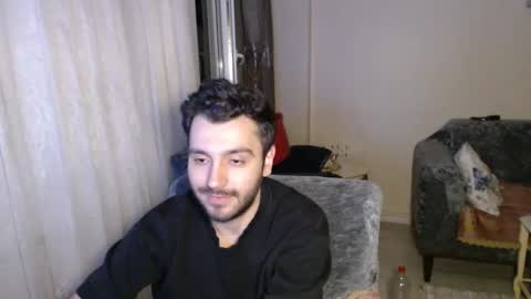 Snapshot of 2handsomeman chatting on 06-05-26, 06:35 Berk online show from 06-05-26, 06:35