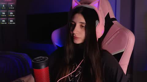 Snapshot of 2insensitive chatting on 11-27-25, 07:27 Lina free control in pvt online show from 11-27-25, 07:27