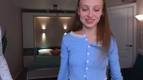 kittens team - Sandra and Kim  online show from 03-20-26, 05:07