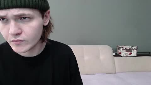 Snapshot of 2nc_ chatting on 11-24-25, 07:30 Eleot online show from 11-24-25, 07:30