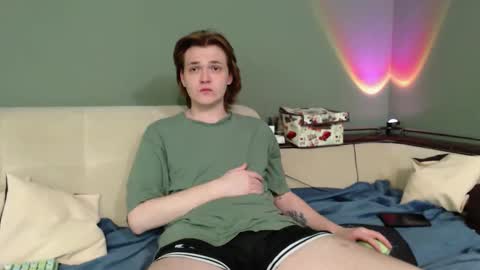 Eleot online show from 12-15-25, 01:48