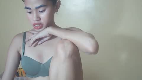 2pinaybeauty online show from 11-21-25, 08:24