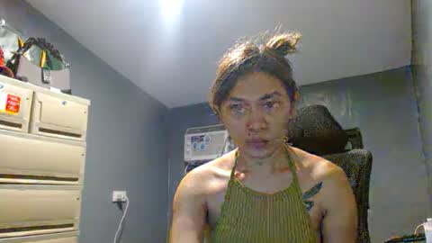 2redhorsetsdoll online show from 01-16-26, 09:24