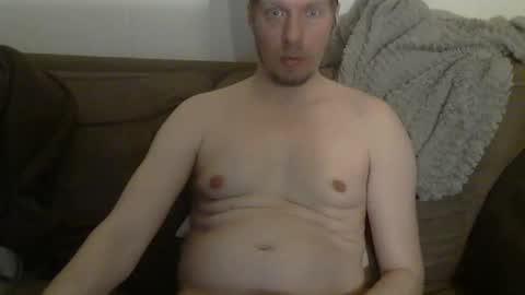 2small4you83 online show from 03-31-26, 12:56