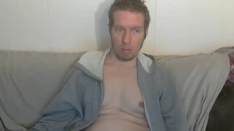 Snapshot of 2small4you83 chatting on 04-25-26, 01:14 2small4you83 online show from 04-25-26, 01:14