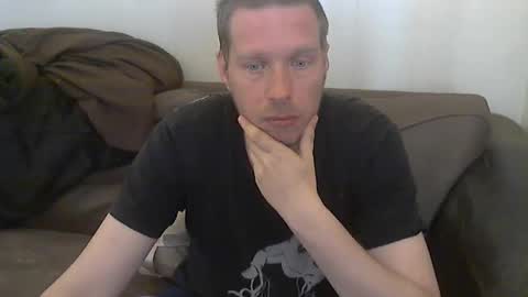 Snapshot of 2small4you83 chatting on 06-06-26, 04:55 2small4you83 online show from 06-06-26, 04:55