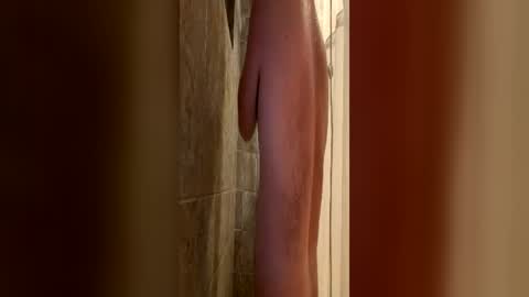 Snapshot of 3dtoys chatting on 07-08-26, 05:01 3dtoys online show from 07-08-26, 05:01