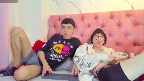 Snapshot of 3guy3 chatting on 12-18-25, 08:15 Guy 1 Guy 2 Guy 3. online show from 12-18-25, 08:15