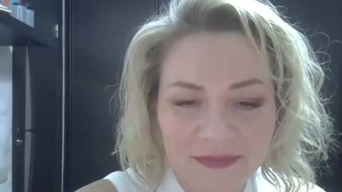 3susie online show from 12-18-25, 03:51