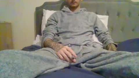 420feetloverr420 online show from 01-13-26, 03:34