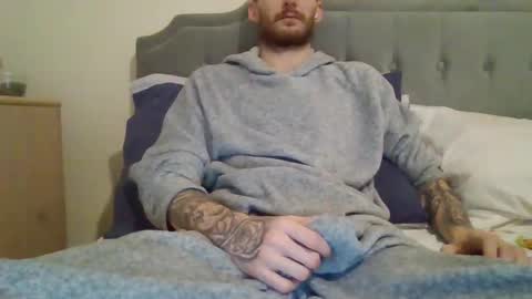 420feetloverr420 online show from 02-08-26, 10:51