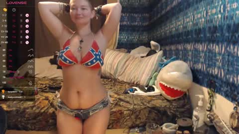 420stonerchick online show from 05-26-26, 03:46