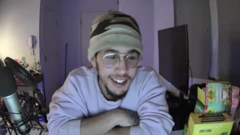 Snapshot of 444livin chatting on 02-10-25, 12:08 repent online show from 02-10-25, 12:08