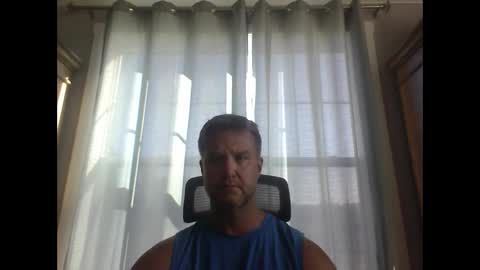 Snapshot of 45andfit chatting on 09-09-25, 01:10 45andfit online show from 09-09-25, 01:10