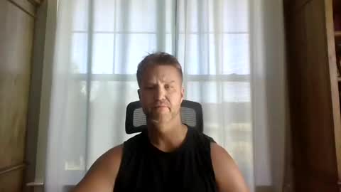 Snapshot of 45andfit chatting on 10-10-25, 03:00 45andfit online show from 10-10-25, 03:00