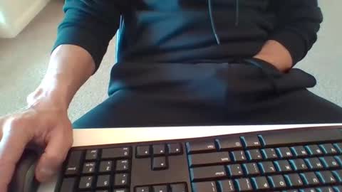 Snapshot of 4glz chatting on 10-17-25, 02:37 4glz online show from 10-17-25, 02:37