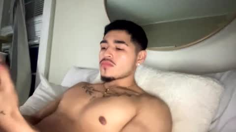 Snapshot of 4ngelbad_boy chatting on 04-09-26, 02:55 4ngelbad_boy online show from 04-09-26, 02:55
