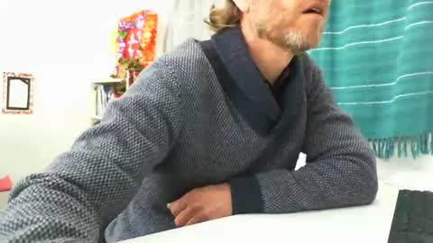 Snapshot of 555tony555 chatting on 09-15-25, 01:27 555tony555 online show from 09-15-25, 01:27