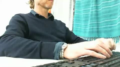 Snapshot of 555tony555 chatting on 10-13-25, 03:17 555tony555 online show from 10-13-25, 03:17