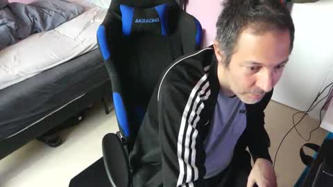 Larese Carlo online show from 03-06-26, 08:44