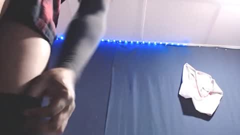 Snapshot of 5hbk chatting on 09-19-25, 09:22 Tettaz GetitJusy4ya online show from 09-19-25, 09:22