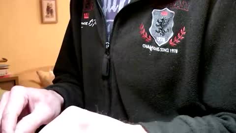 Snapshot of 64shorty chatting on 01-10-25, 05:13 64shorty online show from 01-10-25, 05:13