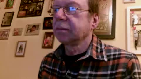 Snapshot of 64shorty chatting on 03-05-25, 10:11 64shorty online show from 03-05-25, 10:11