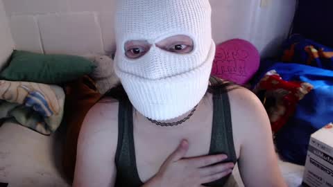 SHANNON online show from 01-10-25, 05:34