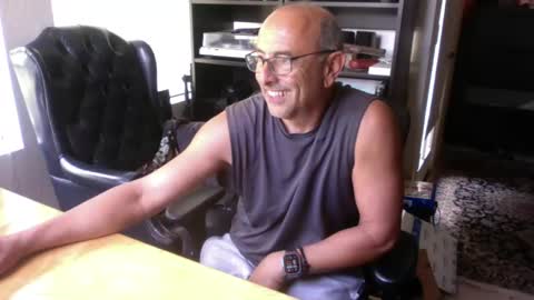 Snapshot of 66sexytime99 chatting on 10-31-25, 05:58 daddy vegas for single women and couples here online show from 10-31-25, 05:58