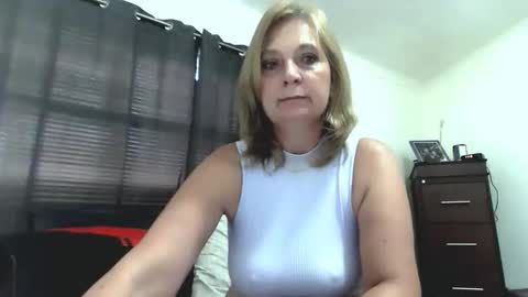 69naughtyempress69 online show from 03-26-26, 07:47