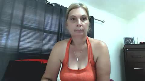 69naughtyempress69 online show from 04-01-26, 07:53