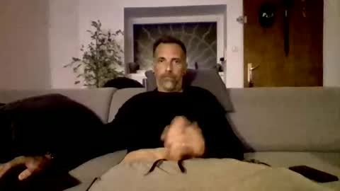 Num online show from 03-26-26, 06:57