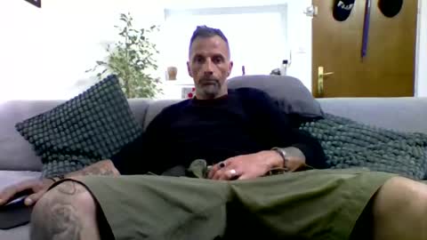 Num online show from 04-11-26, 09:46