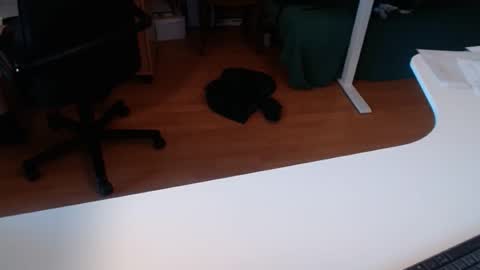 Snapshot of 69pifpaf chatting on 02-26-26, 02:27 69pifpaf online show from 02-26-26, 02:27