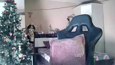 6_dream_9 online show from 04-17-26, 11:19