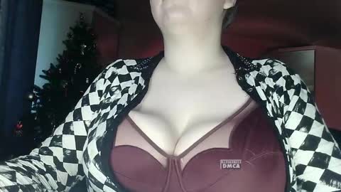 6_dream_9 online show from 05-31-26, 10:22