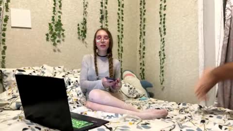 6hei6not online show from 11-26-25, 04:30