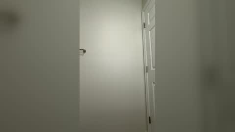 Snapshot of 6inchthrobber chatting on 04-01-26, 12:39 Daddy online show from 04-01-26, 12:39