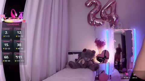 Loren Wood online show from 12-20-25, 03:41