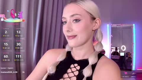 Loren Wood online show from 05-10-26, 02:44
