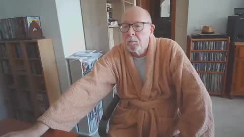  Papi  online show from 11-08-25, 09:20