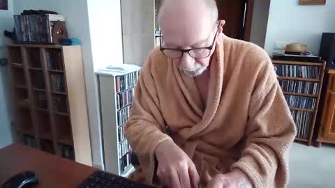  Papi  online show from 03-19-26, 09:57