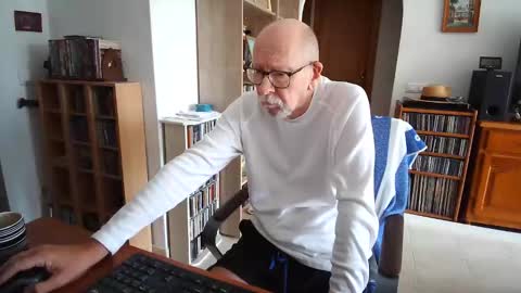 Snapshot of 7thsojourn chatting on 05-07-26, 09:36 Papi online show from 05-07-26, 09:36