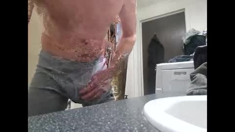 Snapshot of 8indonkey chatting on 12-16-25, 01:38 8indonkey online show from 12-16-25, 01:38