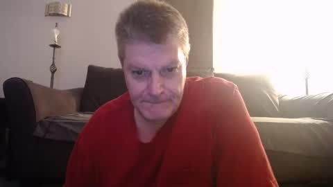 Snapshot of 989guy chatting on 04-23-26, 08:22 989guy online show from 04-23-26, 08:22
