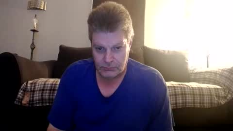 Snapshot of 989guy chatting on 05-20-26, 12:17 989guy online show from 05-20-26, 12:17