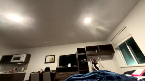 8over6 online show from 03-18-26, 02:15