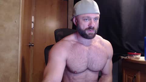 9 fat inches online show from 01-19-25, 11:43