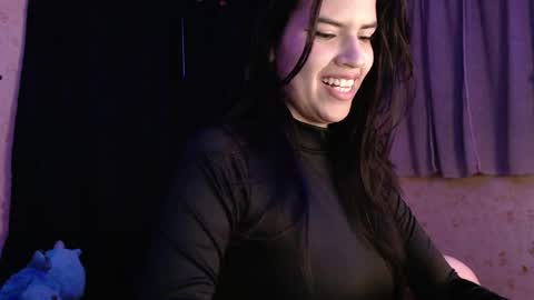 Snapshot of 9sophie_rosse chatting on 06-08-26, 11:16 sofi 3 online show from 06-08-26, 11:16