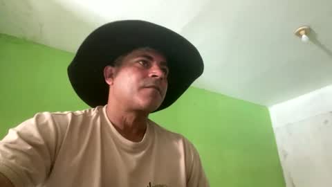 9vinhocamshow online show from 06-18-26, 12:20